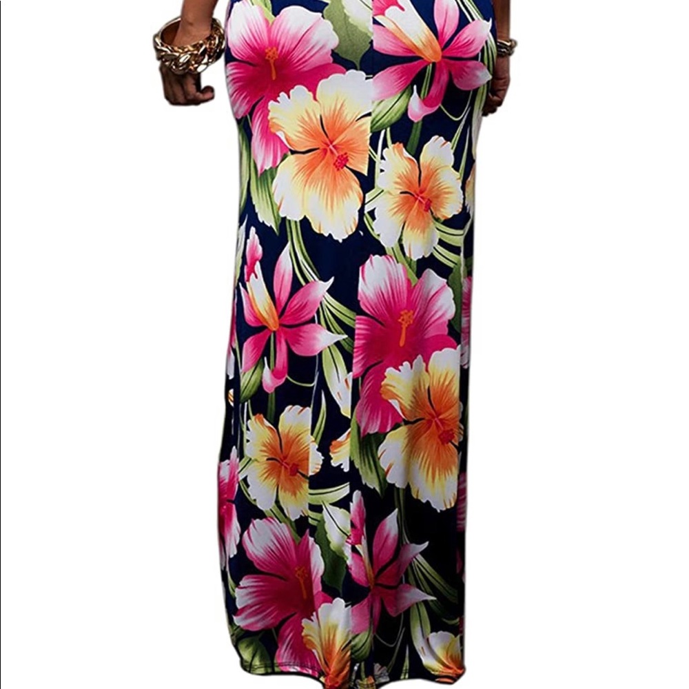 Floral Printed Off-the-Shoulder Bodycon Maxi Dress. - Picture 7 of 9